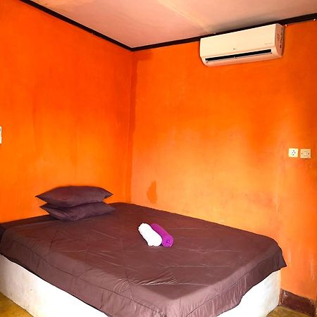 Roy Homestay Kuta Kuta  Екстериор снимка