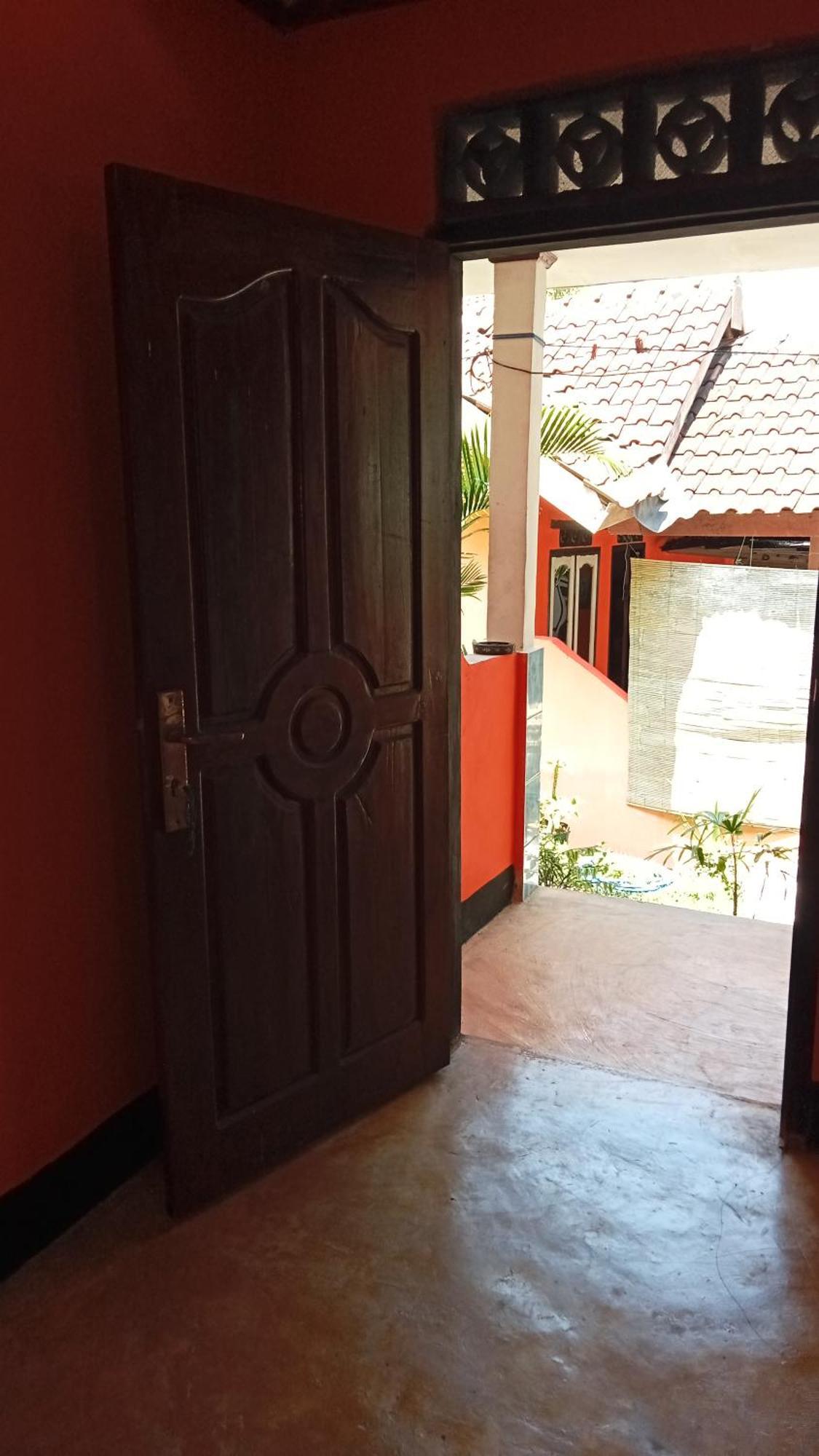 Roy Homestay Kuta Kuta  Екстериор снимка