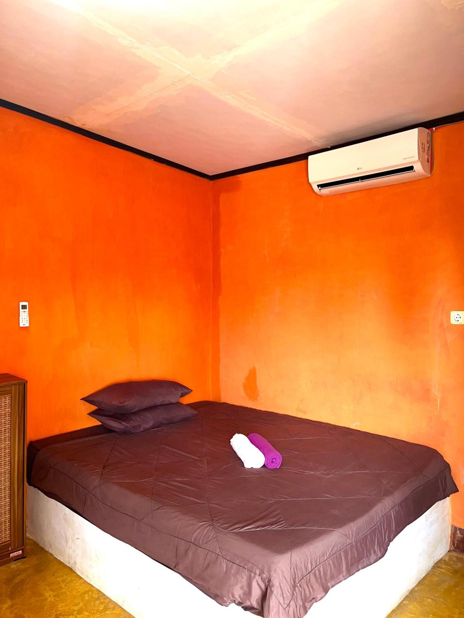 Roy Homestay Kuta Kuta  Екстериор снимка