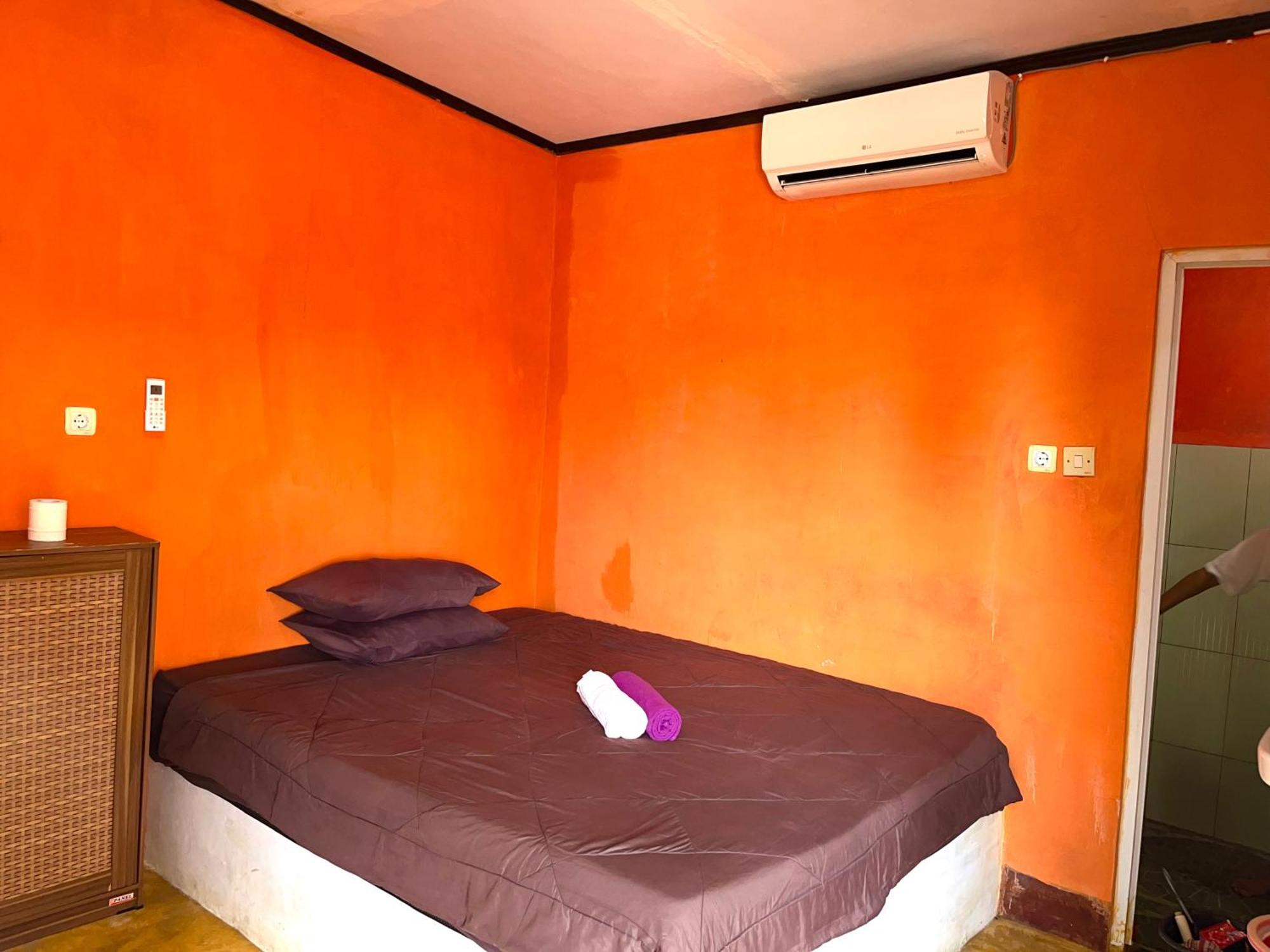Roy Homestay Kuta Kuta  Екстериор снимка